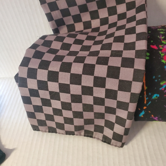 Emo Bandanas Checkered Paint Splatter Fingerless Knit Gloves Lot of 3 - Picture 4 of 12